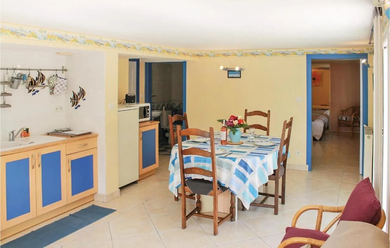Gorgeous Apartment In Muzillac With Kitchen France